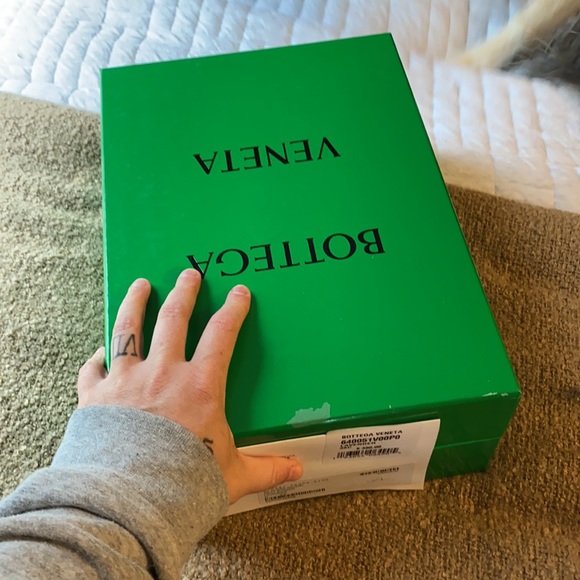 Worn once Bottega Veneta Lavender Slides SZ 38 - Picture 6 of 7